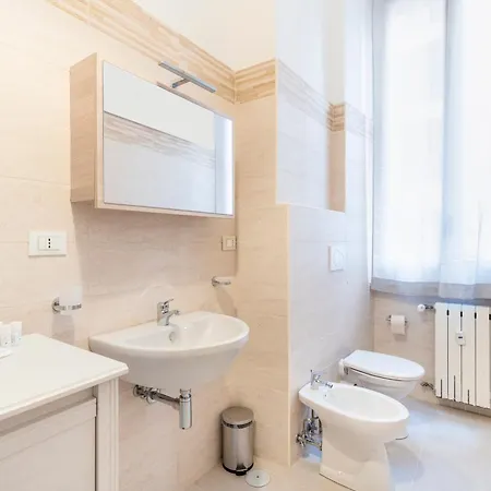 Hostly - Michelangelo Midtown-center Of * Rzym