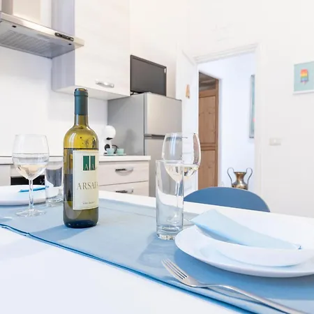 Hostly - Michelangelo Midtown-center Of Apartman Róma