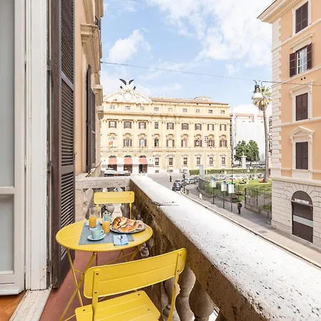 Hostly - Michelangelo Midtown-center Of Apartman